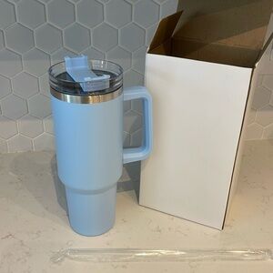 NEW IN BOX 40oz Stainless Steel Mug with Straw